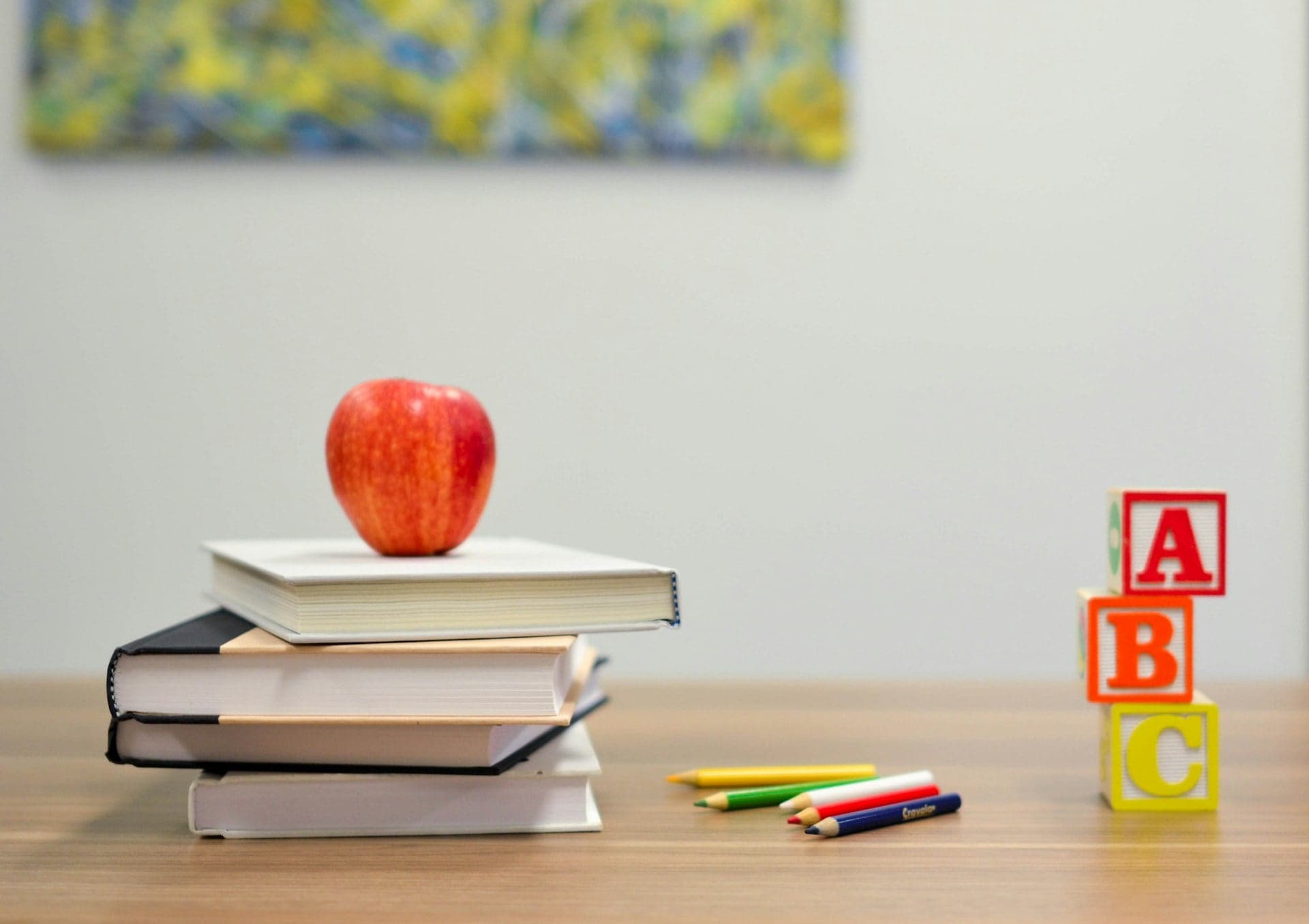 Live online class with students learning together